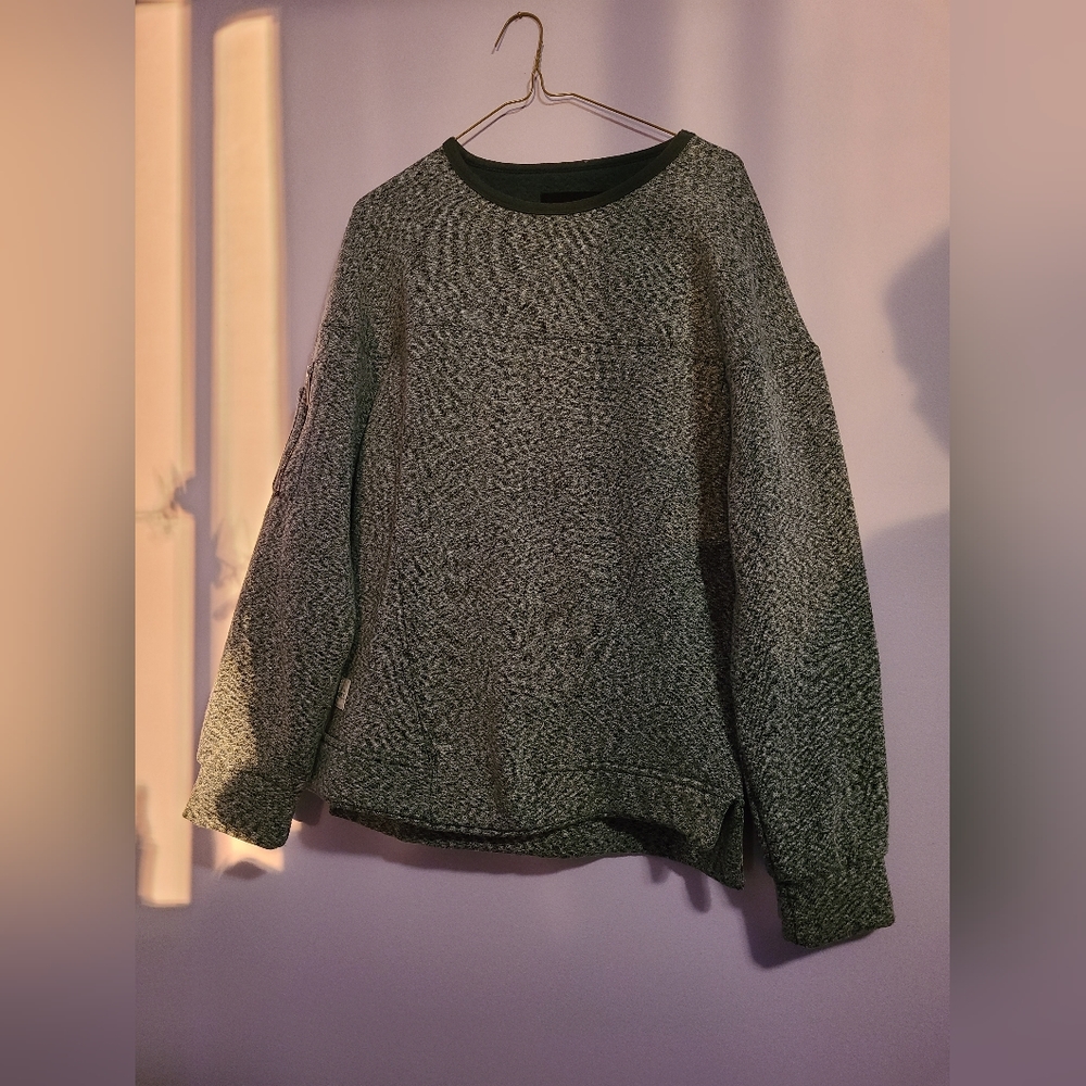 Crewneck